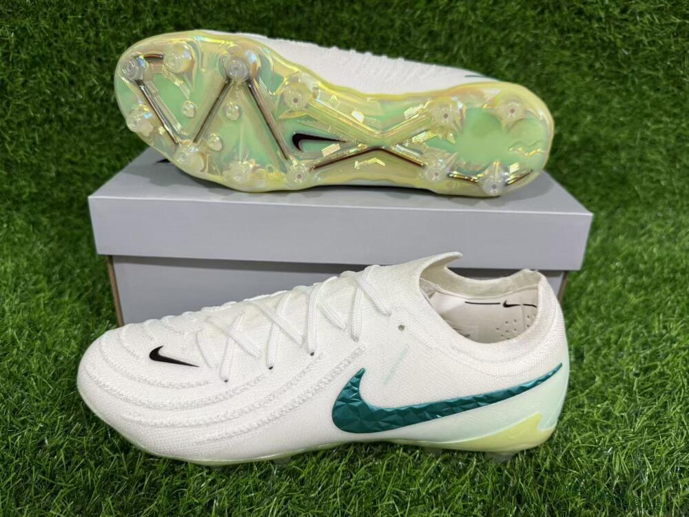 Men's Nike Phantom GX 2 Elite AG Artificial Grass Low-Tops Football Boots - Beige/Black/Jade
