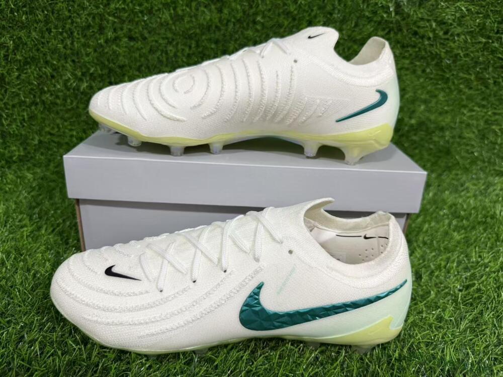 Men's Nike Phantom GX 2 Elite AG Artificial Grass Low-Tops Football Boots - Beige/Black/Jade