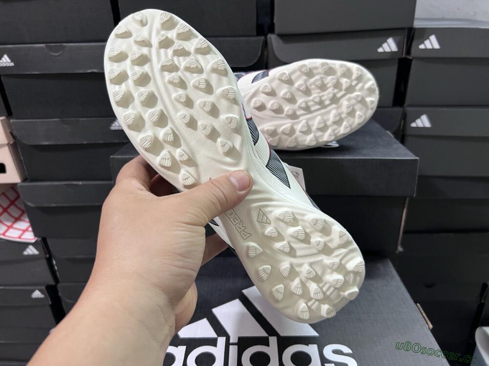 Unisex Adidas Predator Elite Foldover Tongue TF Artificial Turf Low-Tops Football Shoes - Beige/Black/Red