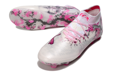 Unisex Puma Future 8 Ultimate FG Firm Ground Low-Tops Football Boots - White/Pink/Silver