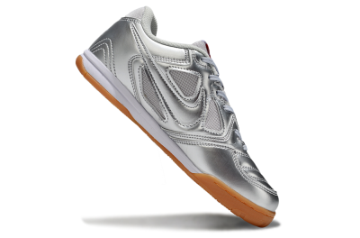 Men's Supreme x Nike SB Gato IC Indoor & Futsal Low-Tops Football Shoes - Silver/White/Brown