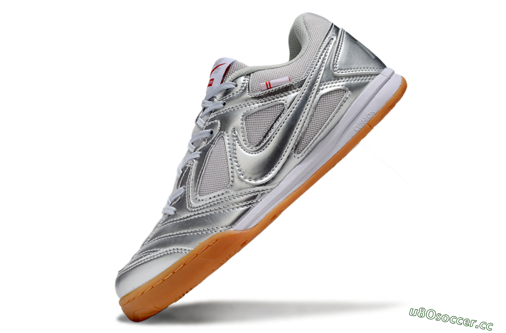Men's Supreme x Nike SB Gato IC Indoor & Futsal Low-Tops Football Shoes - Silver/White/Brown 5