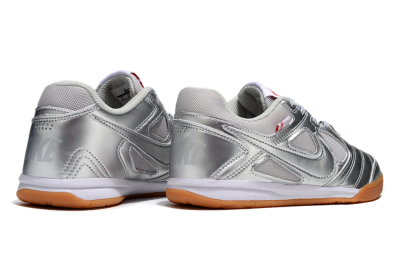 Men's Supreme x Nike SB Gato IC Indoor & Futsal Low-Tops Football Shoes - Silver/White/Brown