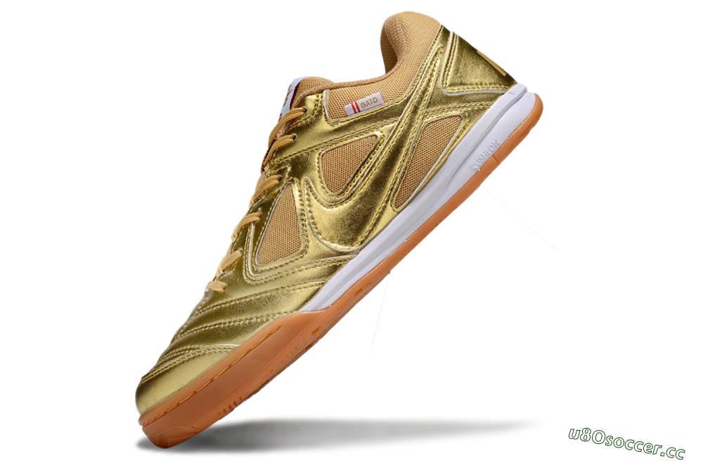 Men's Supreme x Nike SB Gato IC Indoor & Futsal Low-Tops Football Shoes - Gold/White/Brown 5