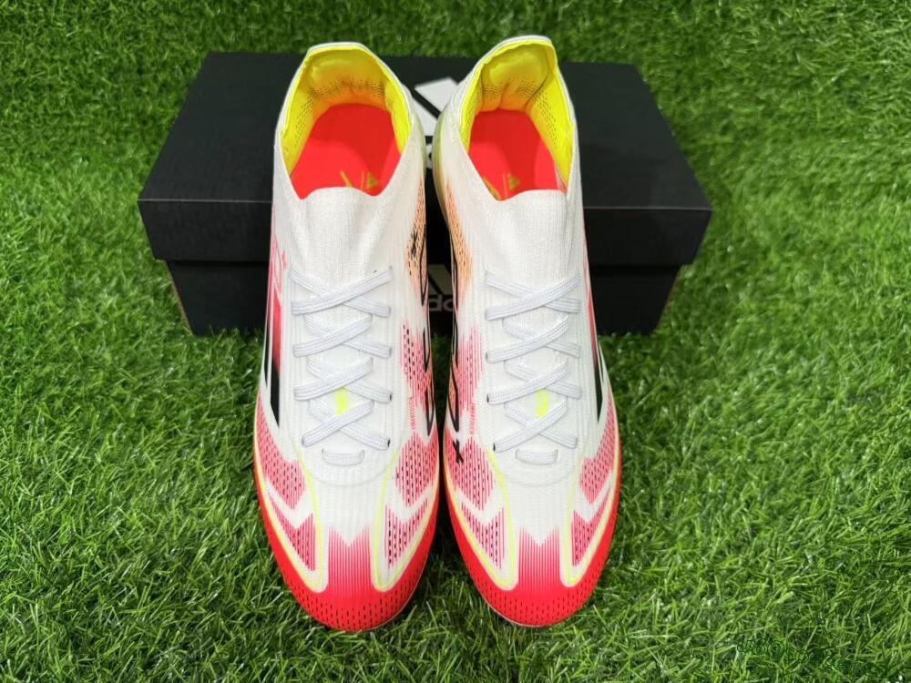Unisex Adidas F50+ Lightstrike Pro FG Firm Ground Low-Tops Football Boots - White/Red/Black