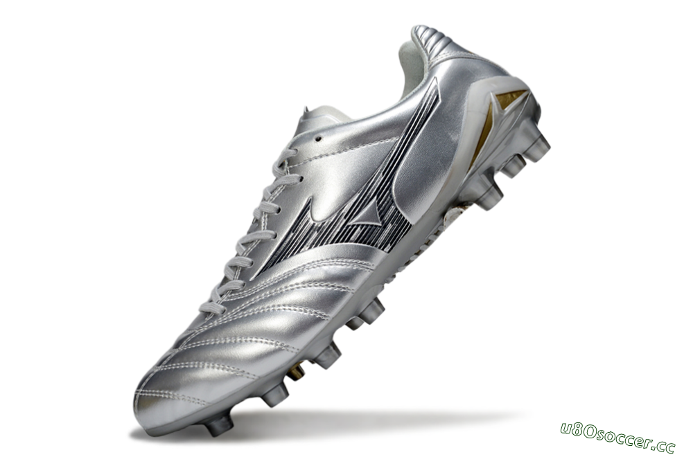Men's Mizuno Morelia Neo 4 FG Firm Ground Low-Tops Football Boots - Silver/Black/Gold 5