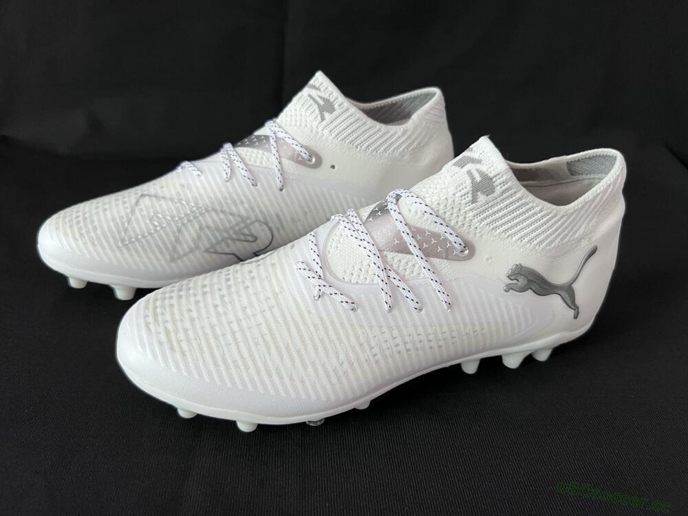 Men's Puma Future 8 Ultimate AG Artificial Grass Low-Tops Football Boots - Beige/Black/White