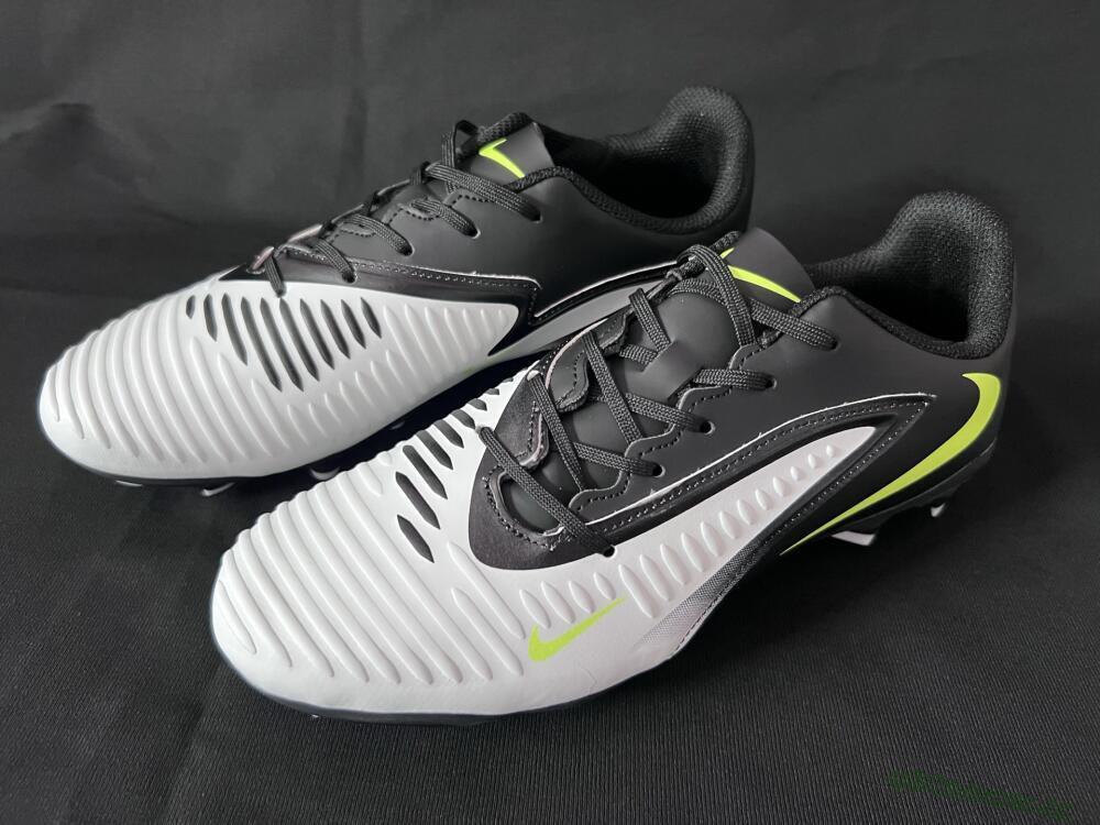 Men's Nike Phantom 6 Elite Low FG Firm Ground Low-Tops Football Boots - White/Black/Yellow