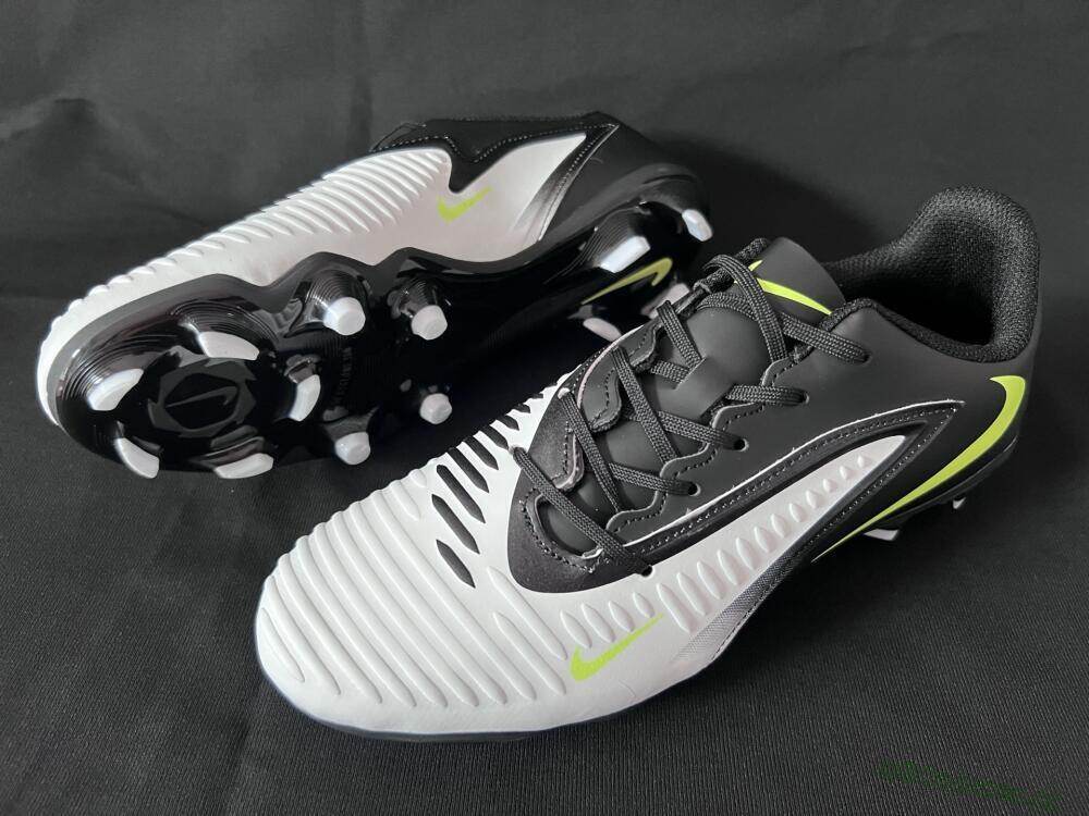 Men's Nike Phantom 6 Elite Low FG Firm Ground Low-Tops Football Boots - White/Black/Yellow