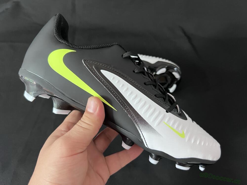 Men's Nike Phantom 6 Elite Low FG Firm Ground Low-Tops Football Boots - White/Black/Yellow