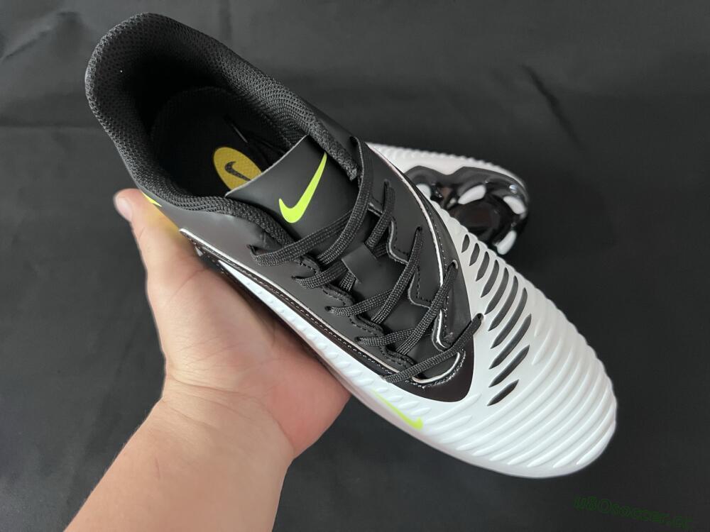 Men's Nike Phantom 6 Elite Low FG Firm Ground Low-Tops Football Boots - White/Black/Yellow