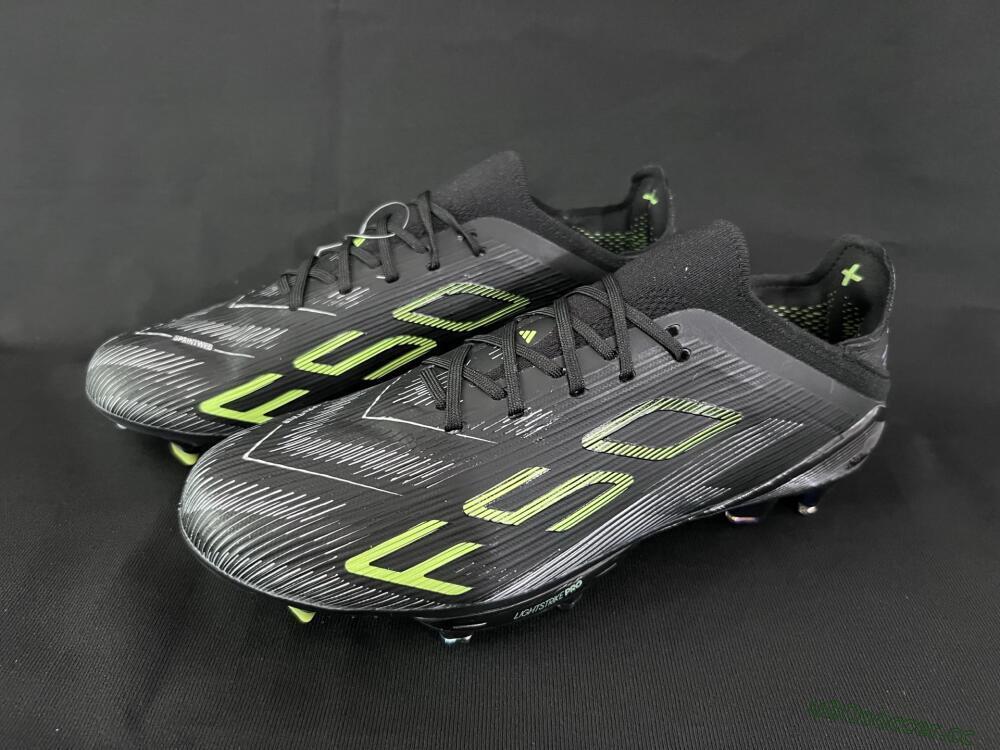Unisex Adidas F50+ Lightstrike Pro FG Firm Ground Low-Tops Football Boots - Black/Silver/Yellow