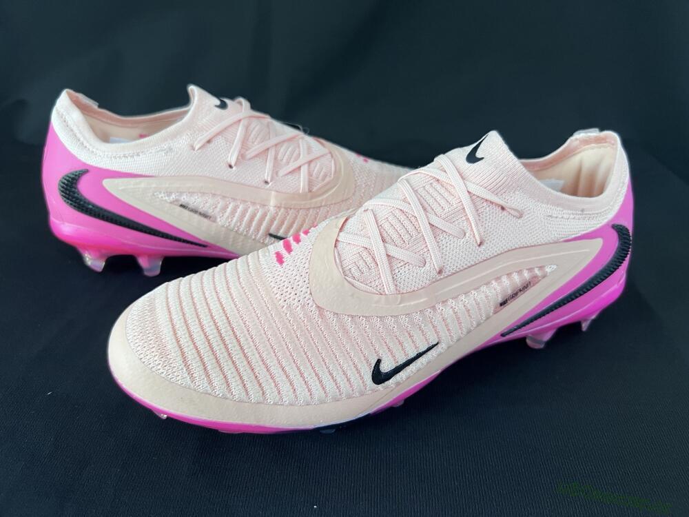 Men's Nike Phantom 6 Low Elite FG Firm Ground Low-Tops Football Boots - Pink/Black/Gold