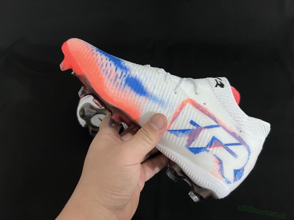Men's Puma Future 8 Ultimate FG Firm Ground Low-Tops Football Boots - White/Pink/Blue