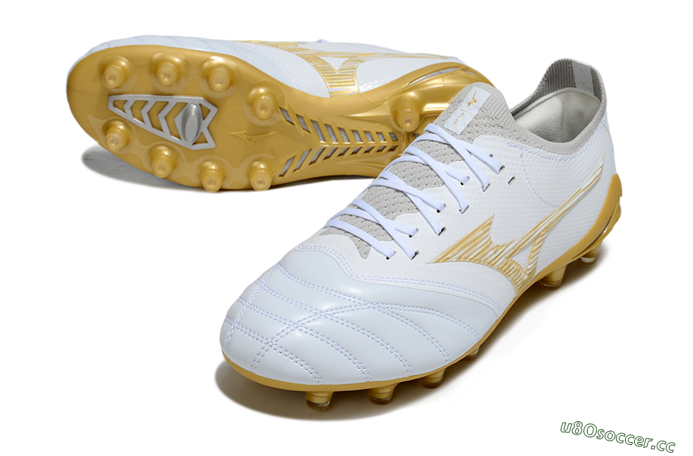 Men's Mizuno Morelia Neo 4 FG Firm Ground Low-Tops Football Boots - White/Golden Accent/Classic White 3