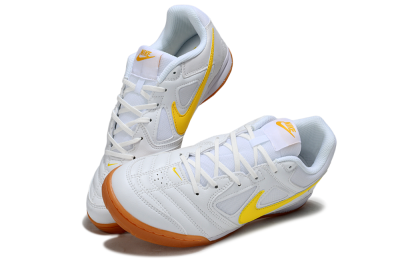 Men's Supreme x Nike SB Gato IC Indoor & Futsal Low-Tops Football Shoes - White/Solar Yellow/Copper Brown