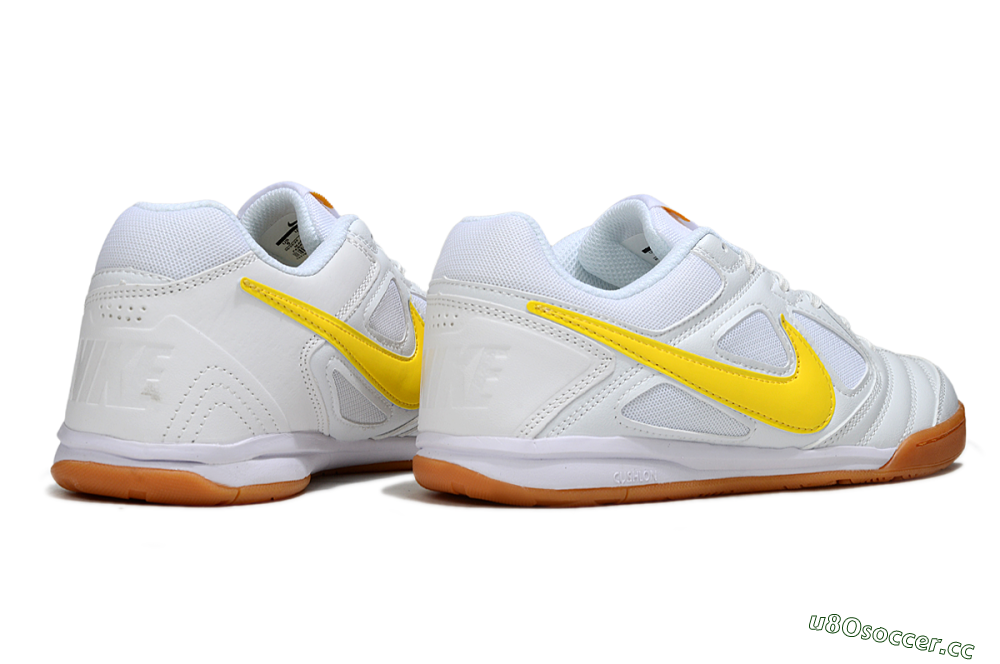 Men's Supreme x Nike SB Gato IC Indoor & Futsal Low-Tops Football Shoes - White/Solar Yellow/Copper Brown 6