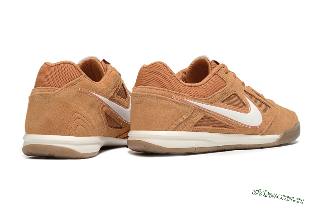 Men's Supreme x Nike SB Gato IC Indoor & Futsal Low-Tops Football Shoes - Tan/Earthy Brown/Soft White 6