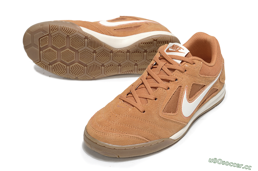 Men's Supreme x Nike SB Gato IC Indoor & Futsal Low-Tops Football Shoes - Tan/Earthy Brown/Soft White 3