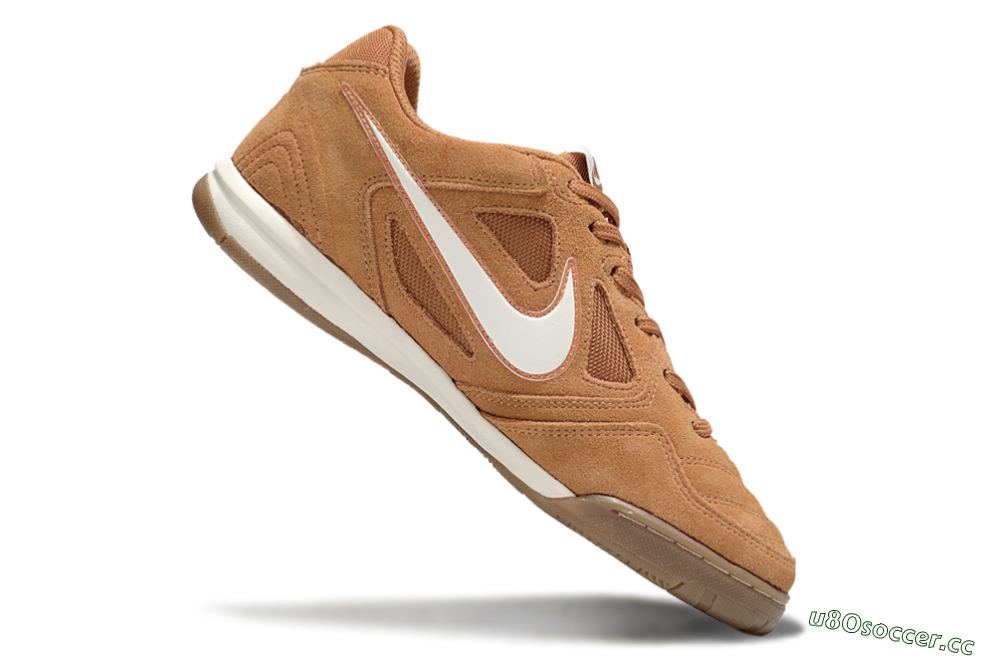 Men's Supreme x Nike SB Gato IC Indoor & Futsal Low-Tops Football Shoes - Tan/Earthy Brown/Soft White 4