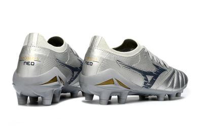 Men's Mizuno Morelia Neo 4 FG Firm Ground Low-Tops Football Boots - Silver/Metallic Silver/Yellow Accent
