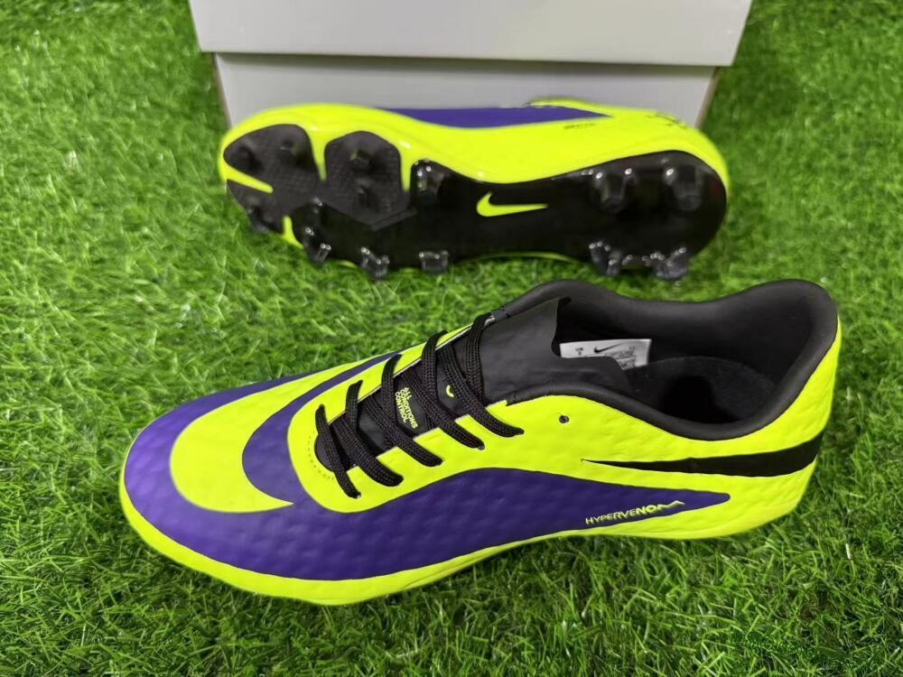 Men's Nike Hypervenom Phantom FG Firm Ground Low-Tops Football Boots - Yellow/Bright Yellow/Deep Purple