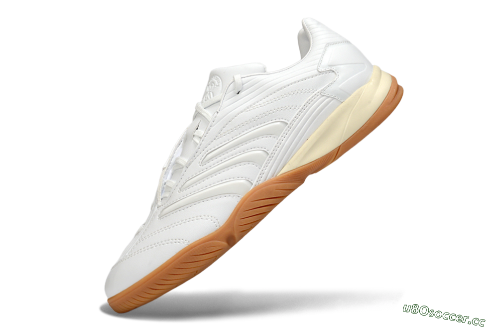 Men's Adidas Predator Precision IC Indoor & Futsal Low-Tops Football Shoes - White/Cream Beige/Gum Brown 5