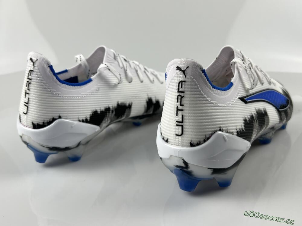 Men's Puma Ultra Ultimate FG Firm Ground Low-Tops Football Boots - White/Electric Blue/Black