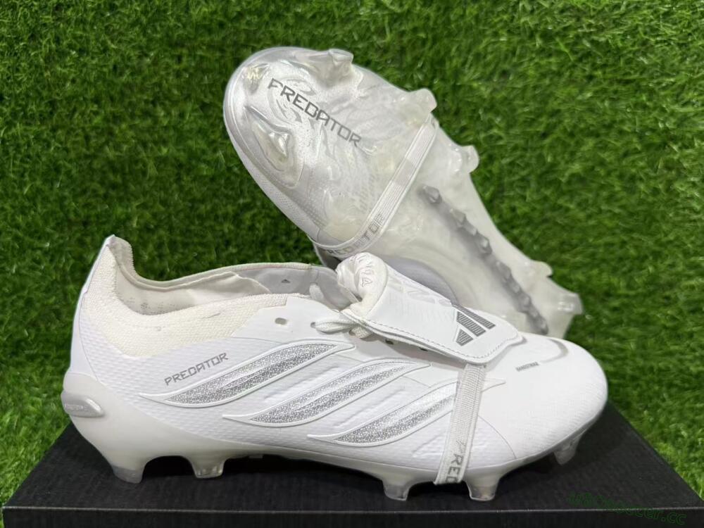 Unisex Adidas Predator 26 Elite Fold-Over Tongue FG Firm Ground Low-Tops Football Boots - White/Silver Shadow/White Gloss