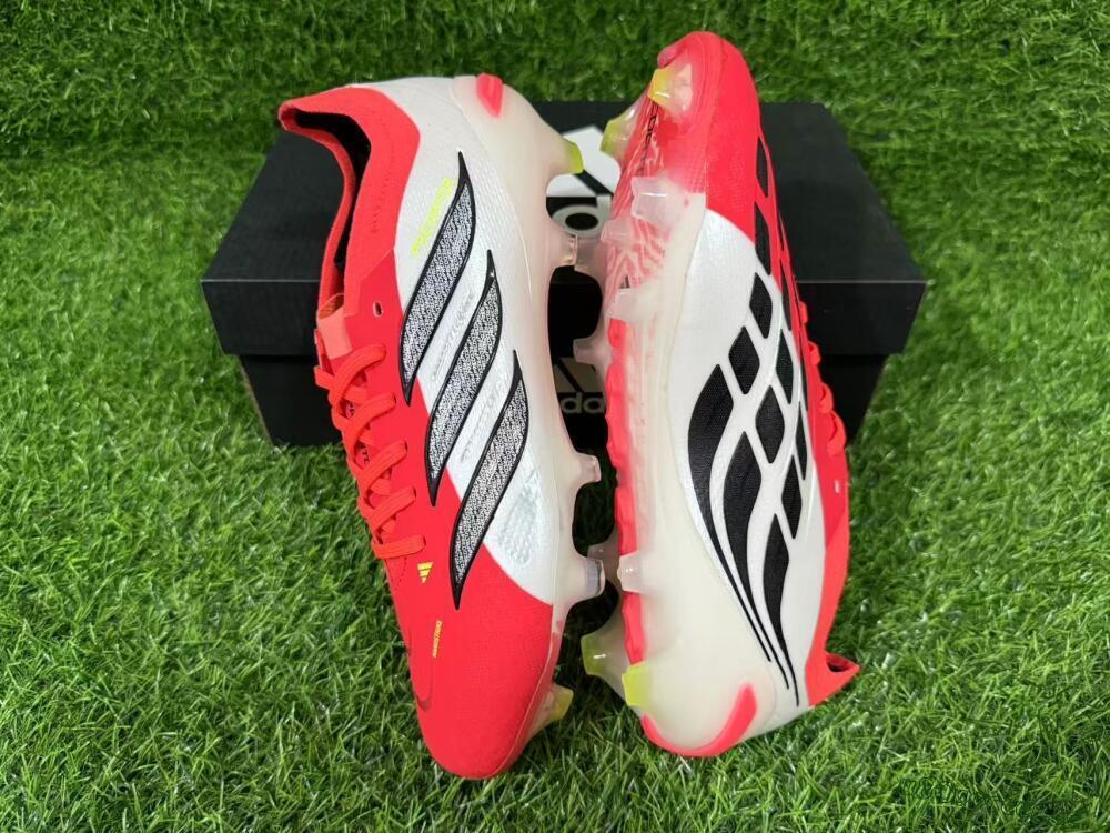 Unisex Adidas Predator 26 Elite FG Firm Ground Low-Tops Football Boots - Red/Bright Red/White Fusion