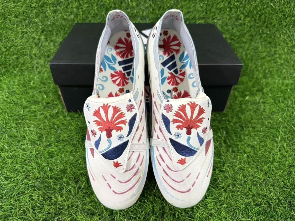 Unisex Adidas Predator 25 Elite Fold-Over Tongue FG Firm Ground Low-Tops Football Boots - White/Crimson/Slate