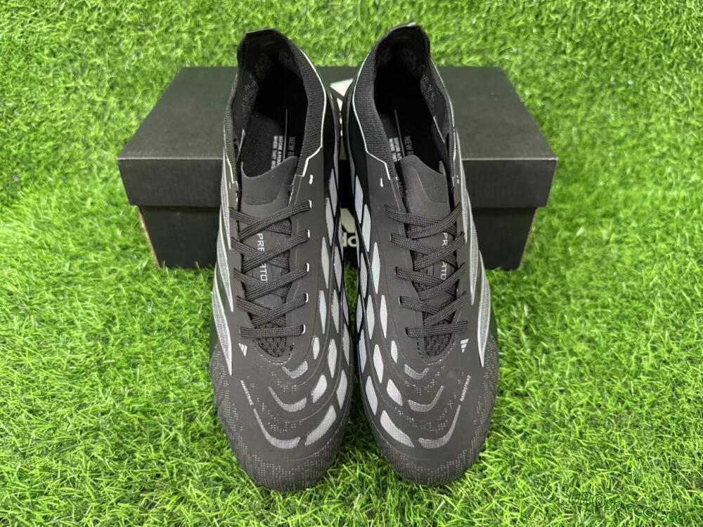 Unisex Adidas Predator 26 Elite FG Firm Ground Low-Tops Football Boots - Black/Graphite Grey/Dark Shadow