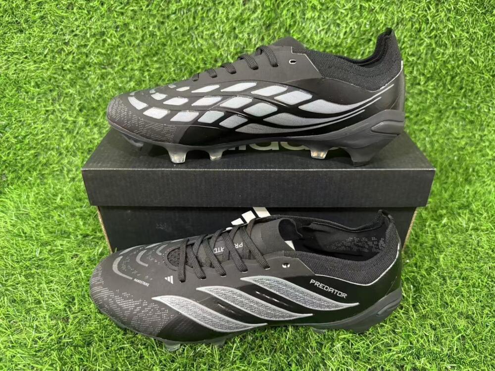 Unisex Adidas Predator 26 Elite FG Firm Ground Low-Tops Football Boots - Black/Graphite Grey/Dark Shadow