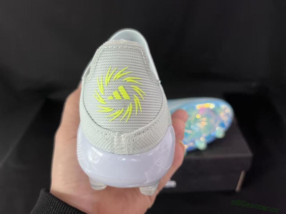 Unisex Adidas F50 Elite Laceless FG Firm Ground Low-Tops Football Boots - White/Neon Yellow/Iridescent Blue