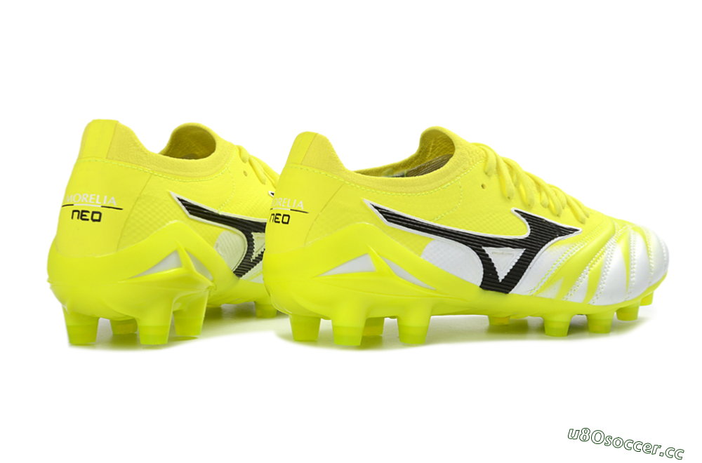 Men's Mizuno Morelia Neo 4 FG Firm Ground Low-Tops Football Boots - Yellow/Vibrant Yellow/Frosty White 6
