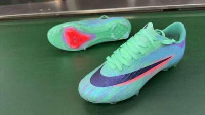 Men's Nike Air Zoom Mercurial Superfly 11 FG Firm Ground Low-Tops Football Boots - Green/Aqua Mist/Fusion Pink