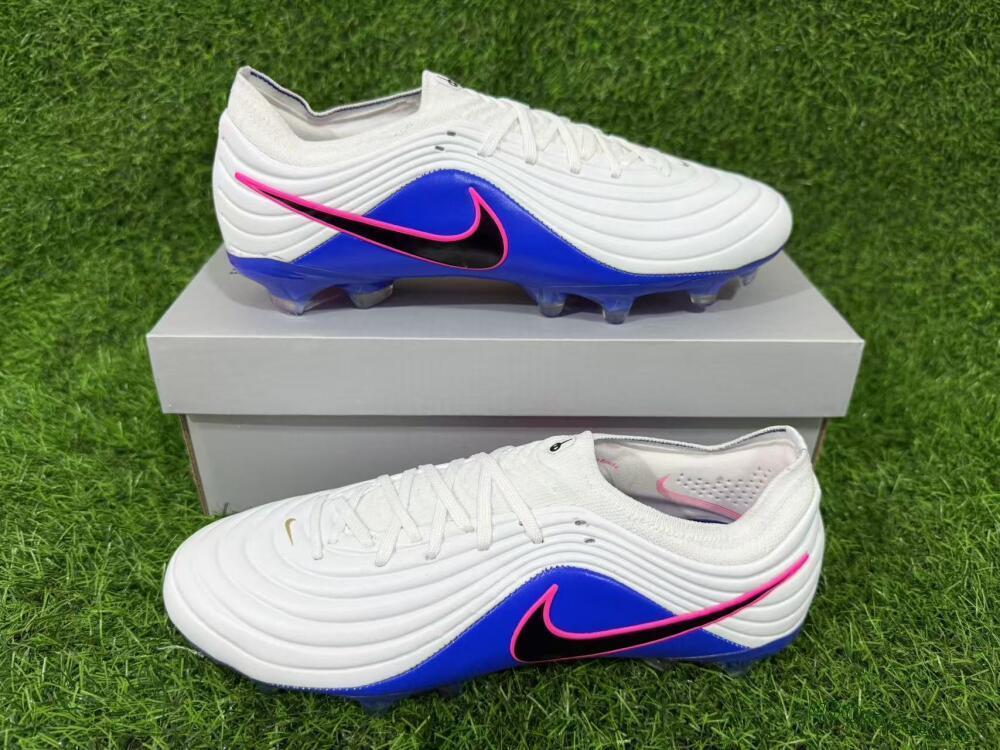 Men's Nike Tiempo Legend 11 Elite FG Firm Ground Low-Tops Football Boots - White/Deep Blue/Fuchsia Pink