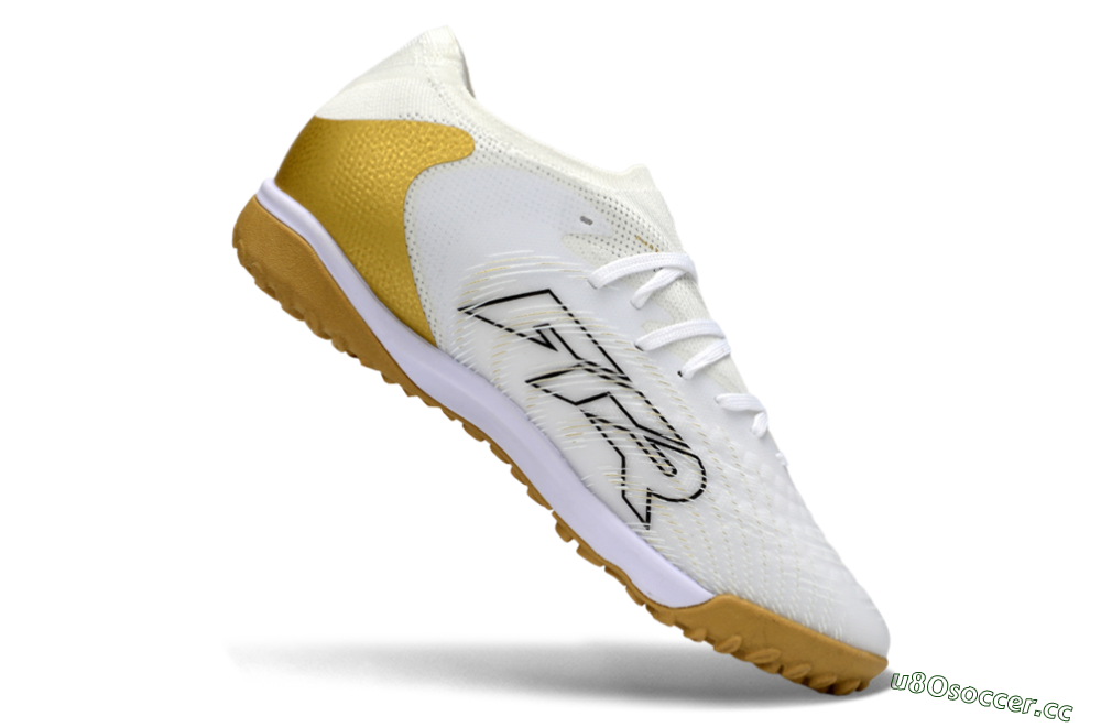 Men's Puma Future 8 Ultimate TF Artificial Turf Low-Tops Football Shoes - White/Gold/Special White 4