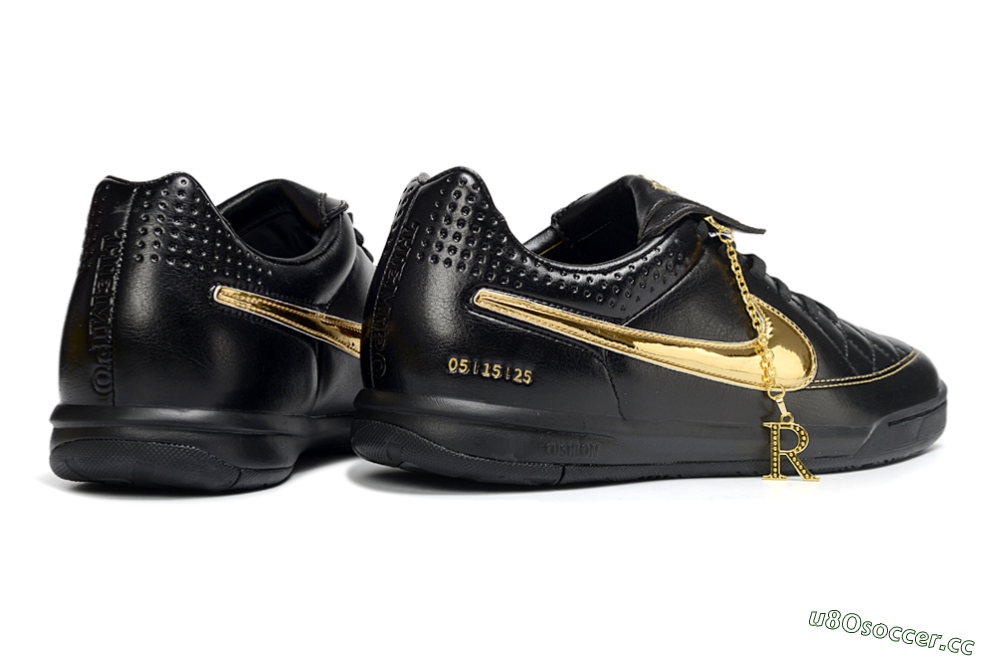 Men's Nike Tiempo Legend SE IC Indoor & Futsal Low-Tops Football Shoes - Black/Gold Accent/Classic Black 6