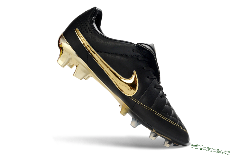 Men's Nike Tiempo Legend SE FG Firm Ground Low-Tops Football Boots - Black/Gold Accents/Black Quilted 4