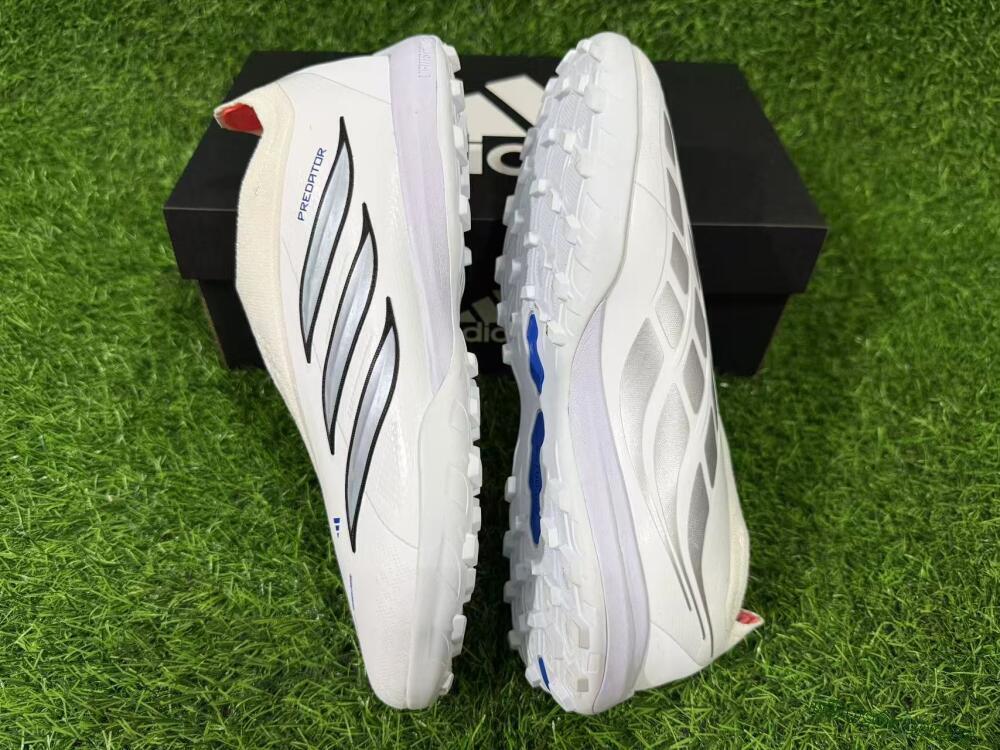 Unisex Adidas Predator 26 Elite Laceless TF Artificial Turf Low-Tops Football Shoes - White/Electric Blue/Light Grey