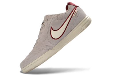 Unisex Nike Tiempo Streetgato Prm IC Indoor & Futsal Low-Tops Football Shoes - Gray/Maroon/Beige