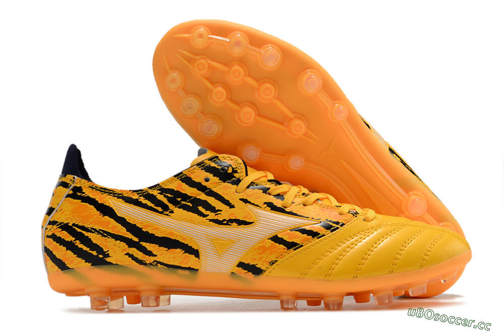 Men's Mizuno Morelia Neo AG Artificial Grass Low-Tops Football Boots - Yellow/Black 2