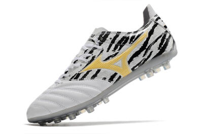 Men's Mizuno Morelia Neo AG Artificial Grass Low-Tops Football Boots - White/Black
