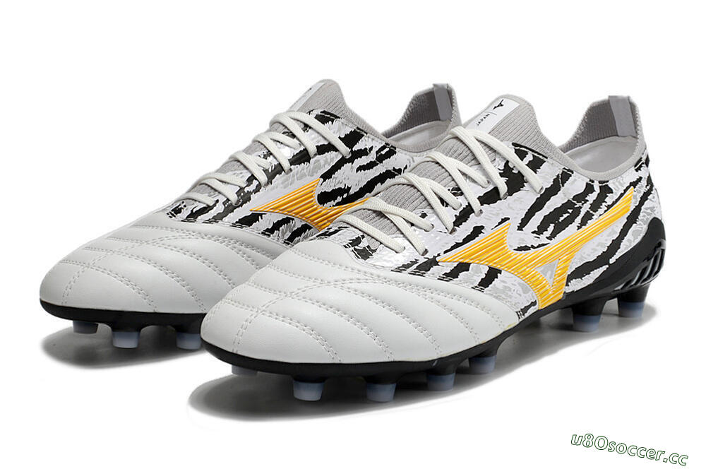 Men's Mizuno Morelia Neo 3 Made in Japan FG Firm Ground Low-Tops Football Boots - White/Black/Yellow 5