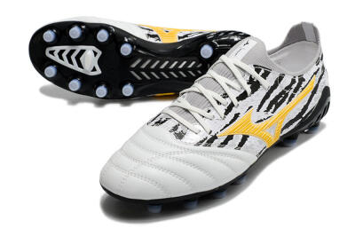 Men's Mizuno Morelia Neo 3 Made in Japan FG Firm Ground Low-Tops Football Boots - White/Black/Yellow