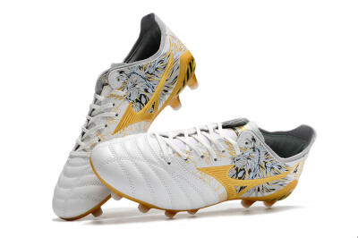 Men's Mizuno Morelia Neo 3 FG Firm Ground Low-Tops Football Boots - White/Black/Gold