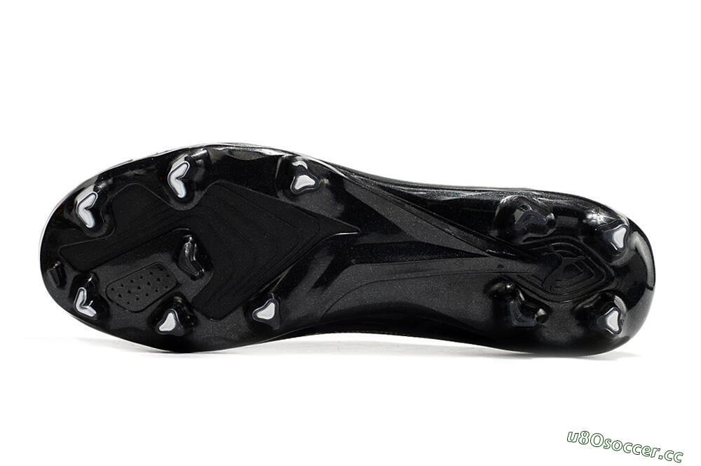 Men's Puma Ultra Ultimate FG Firm Ground Low-Tops Football Boots - Black/Whtie 7
