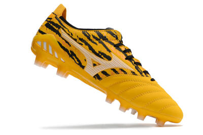 Men's Mizuno Morelia Neo 3 Pro FG Firm Ground Low-Tops Football Boots - Yellow/Black/White
