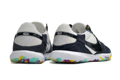 Men's Nike StreetGato IC Indoor & Futsal Low-Tops Football Shoes - Black/White
